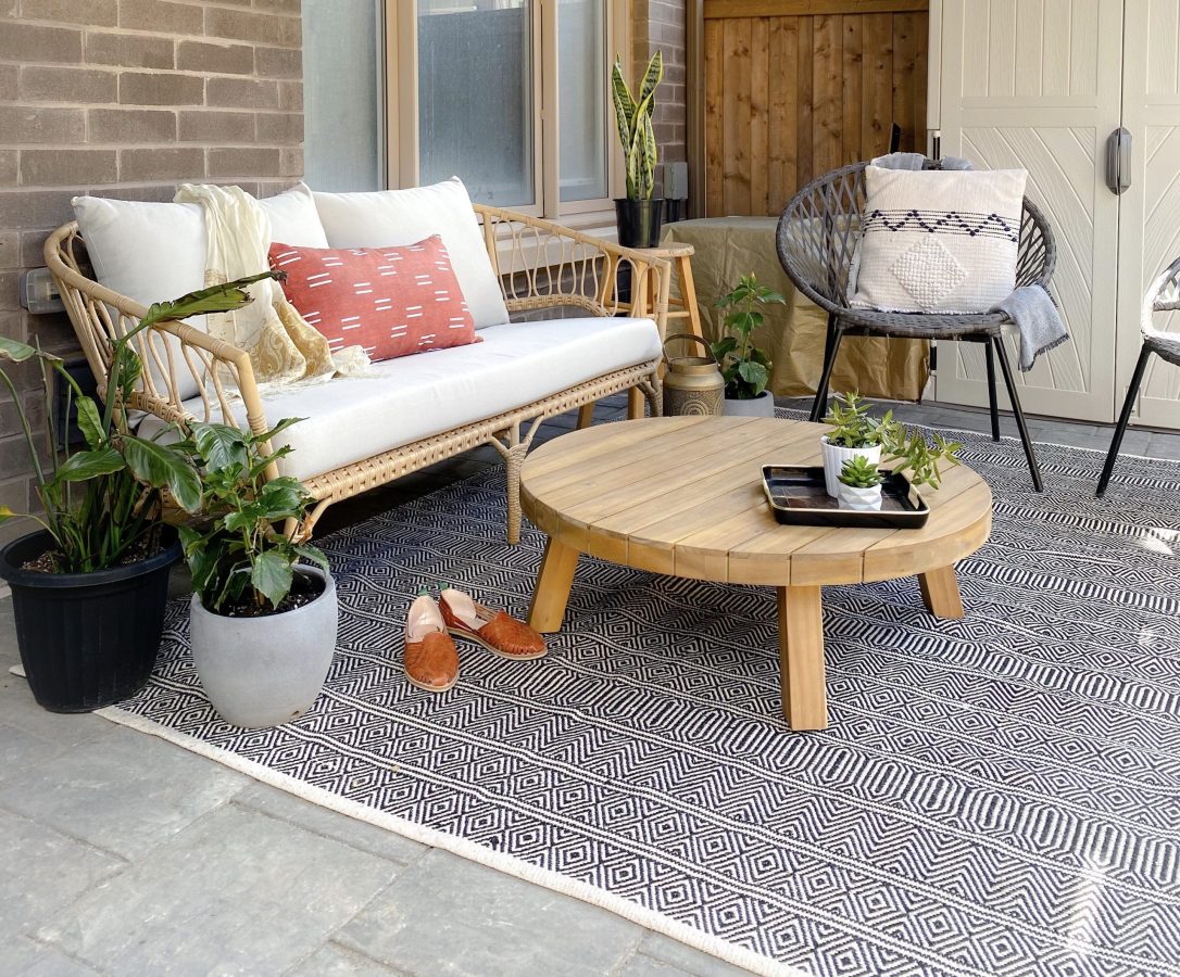 3 steps for a cozy backyard patio