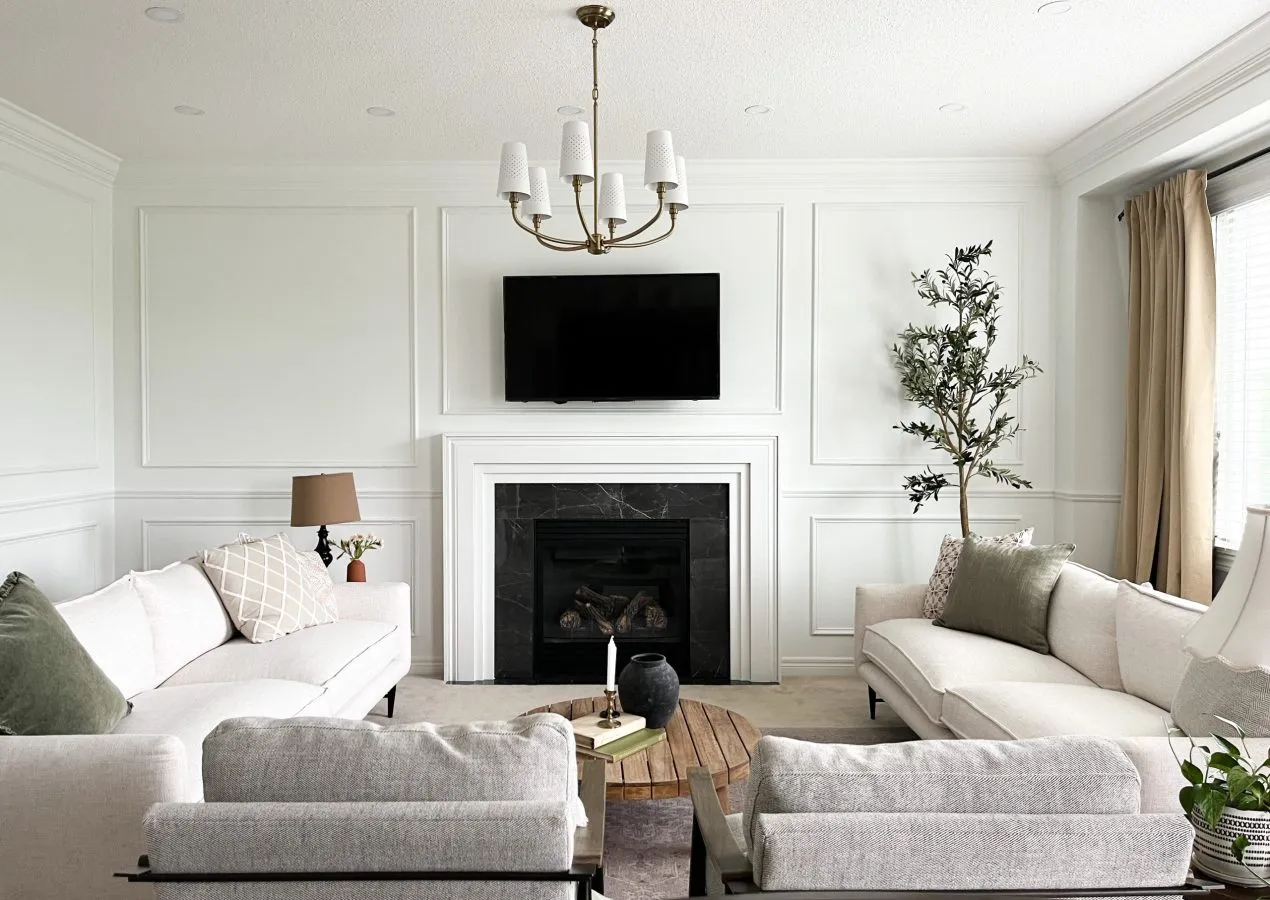 DIY Picture frame molding accent wall with chair rail