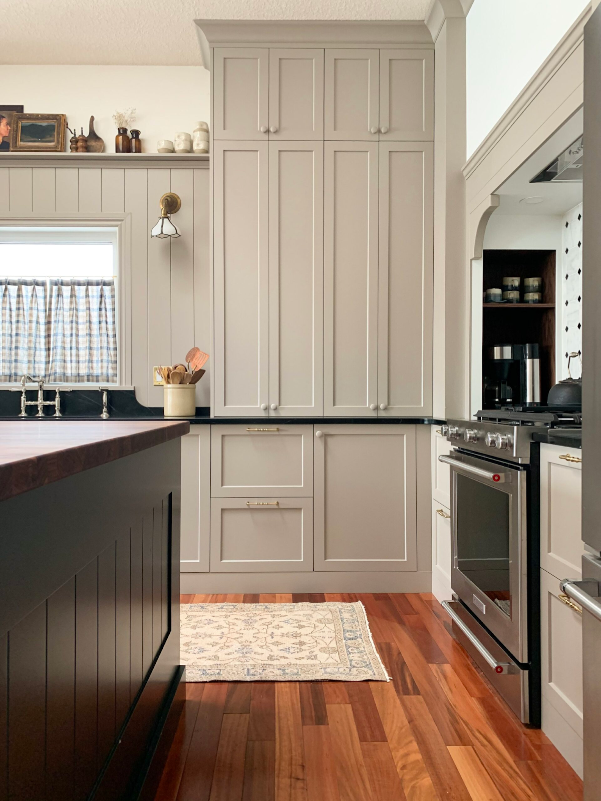 Taupe and Beige Kitchen Cabinet Colors You’ll fall in Love With - Hana ...