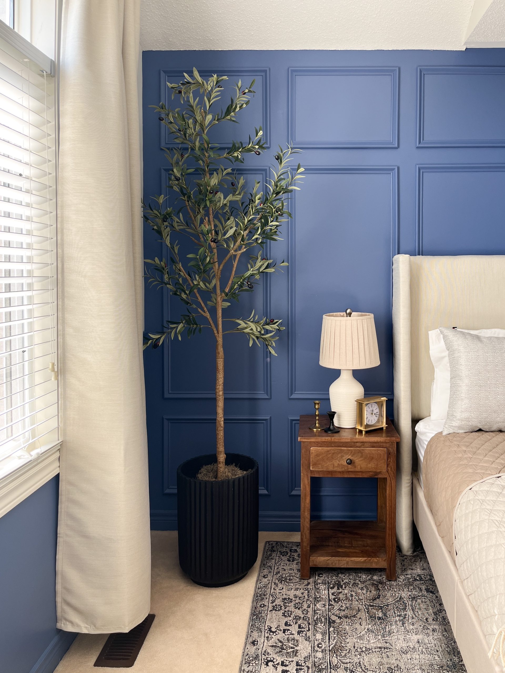 Using Benjamin Moore's Color of the Year 2024 in my Guest Bedroom Makeover - Hana's Happy Home