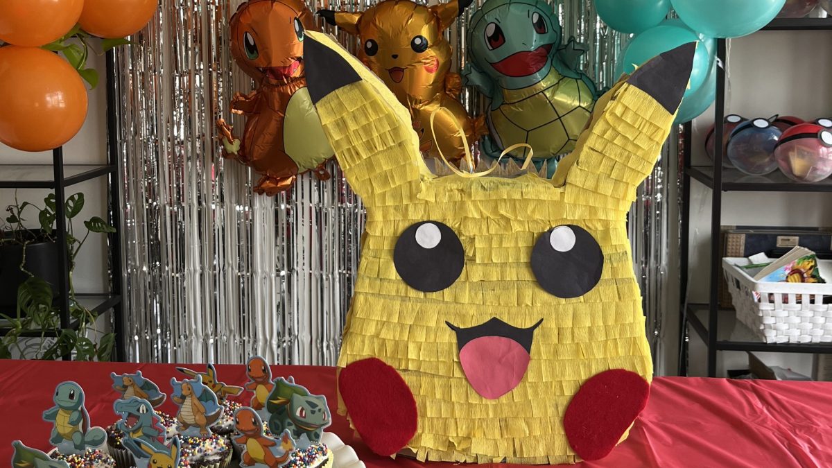 Pokemon Piñata - Living and Crafting